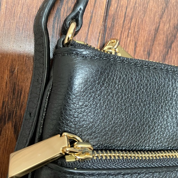 Michael Kors Crossbody - Picture 2 of 7